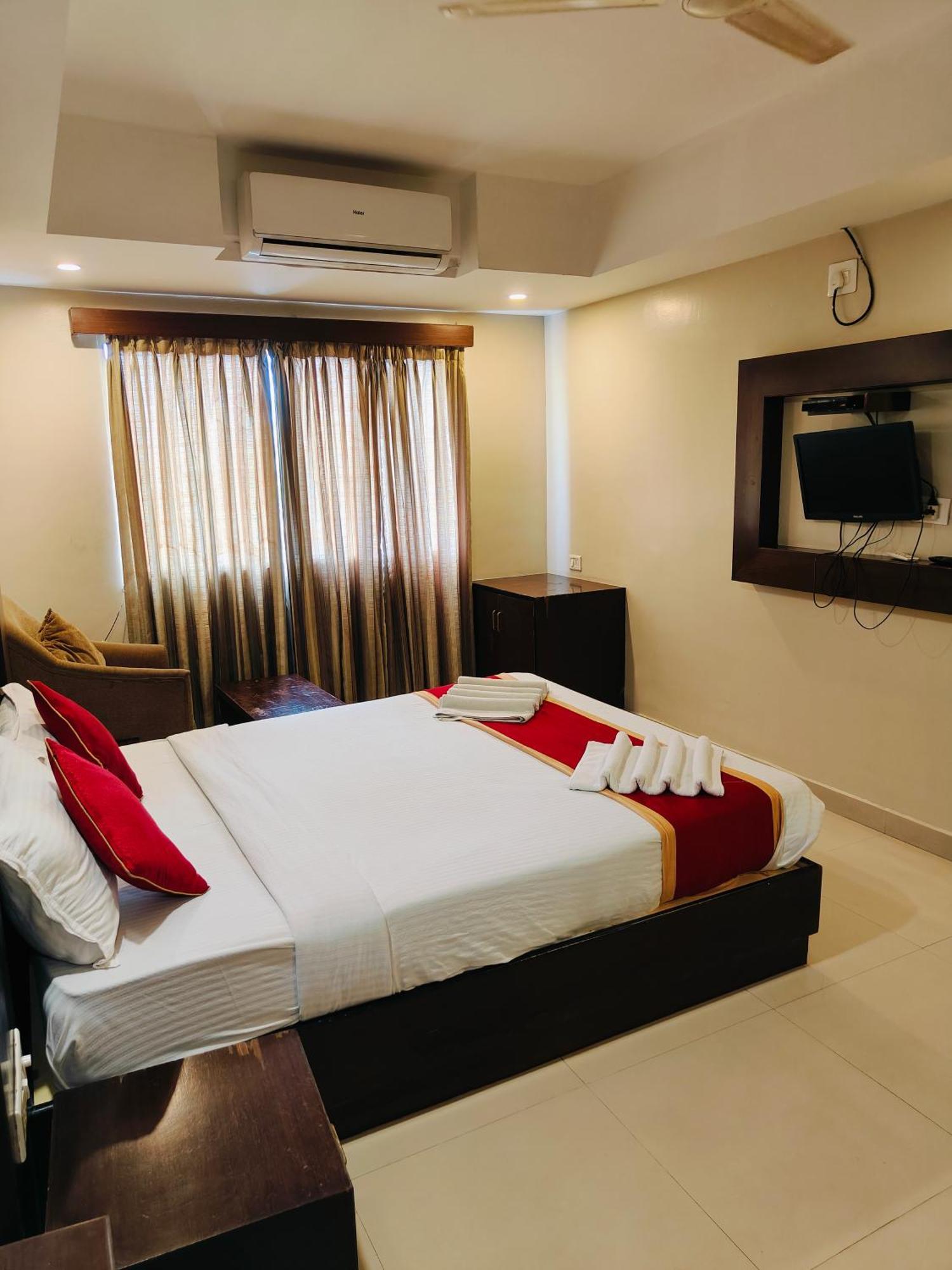 Green Wood Inn Mysore Near Palace Dış mekan fotoğraf