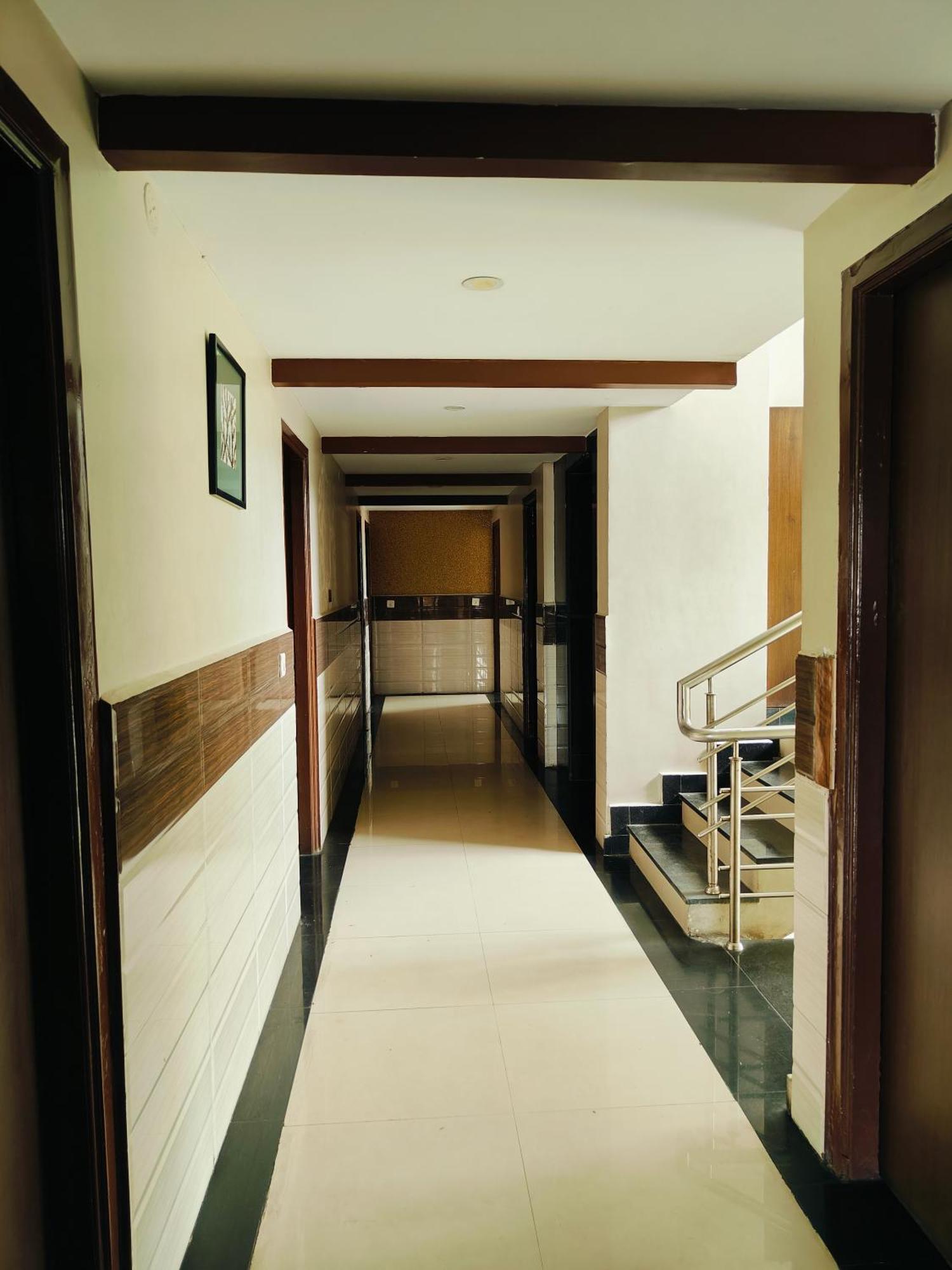 Green Wood Inn Mysore Near Palace Dış mekan fotoğraf