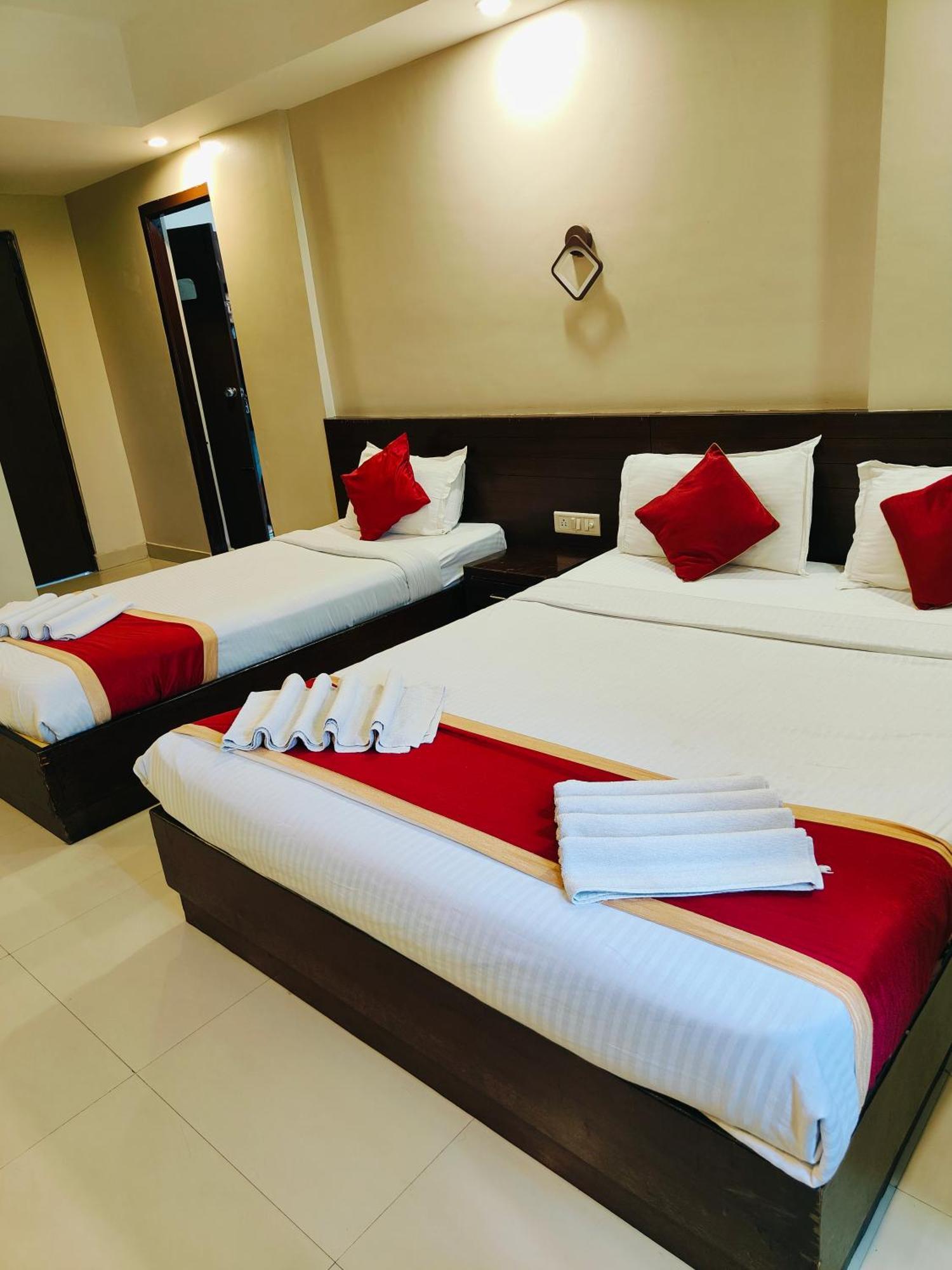 Green Wood Inn Mysore Near Palace Dış mekan fotoğraf