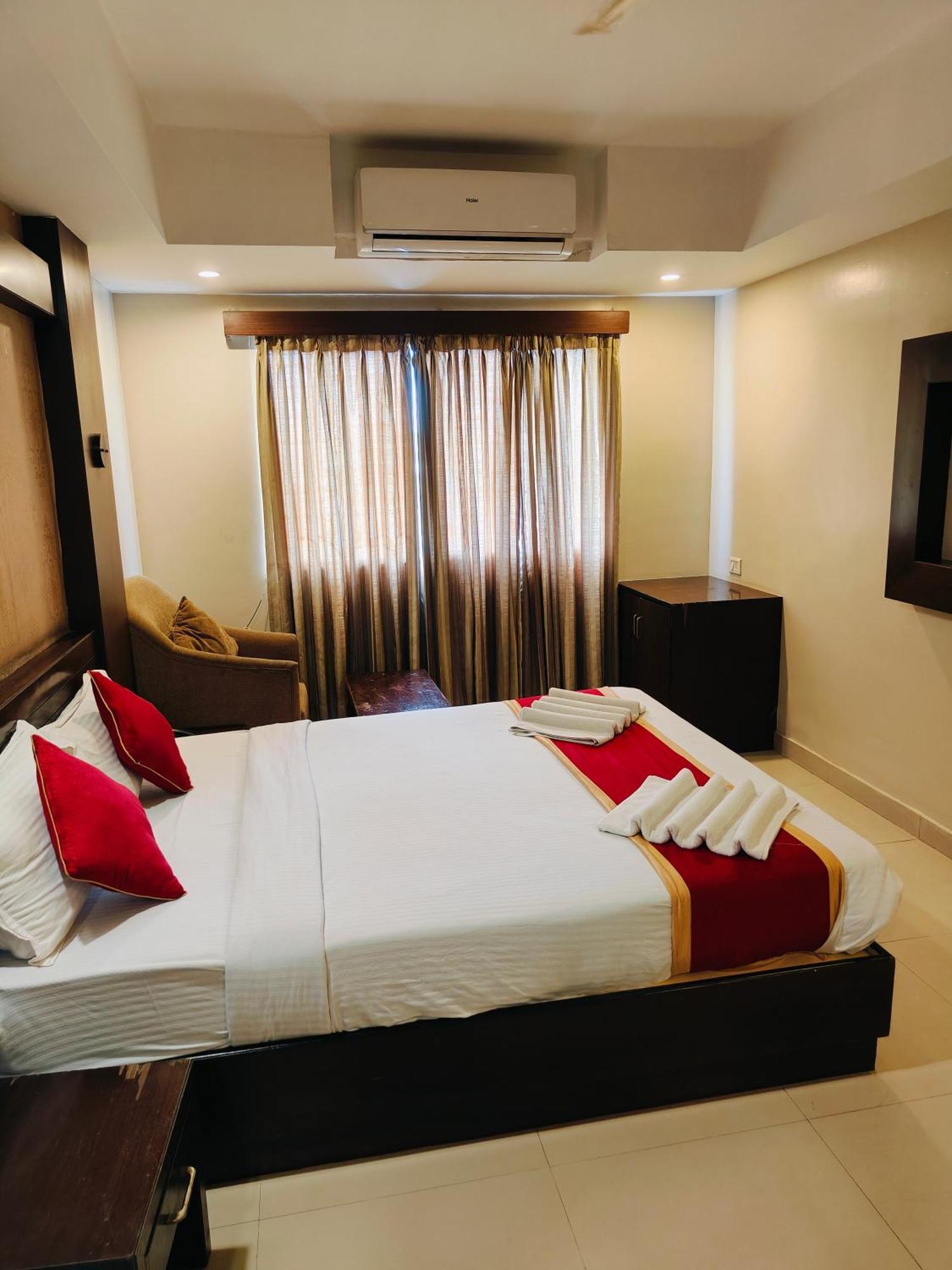 Green Wood Inn Mysore Near Palace Dış mekan fotoğraf