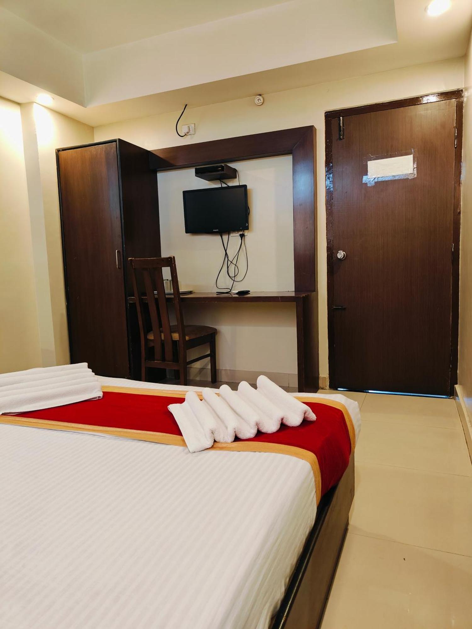 Green Wood Inn Mysore Near Palace Dış mekan fotoğraf