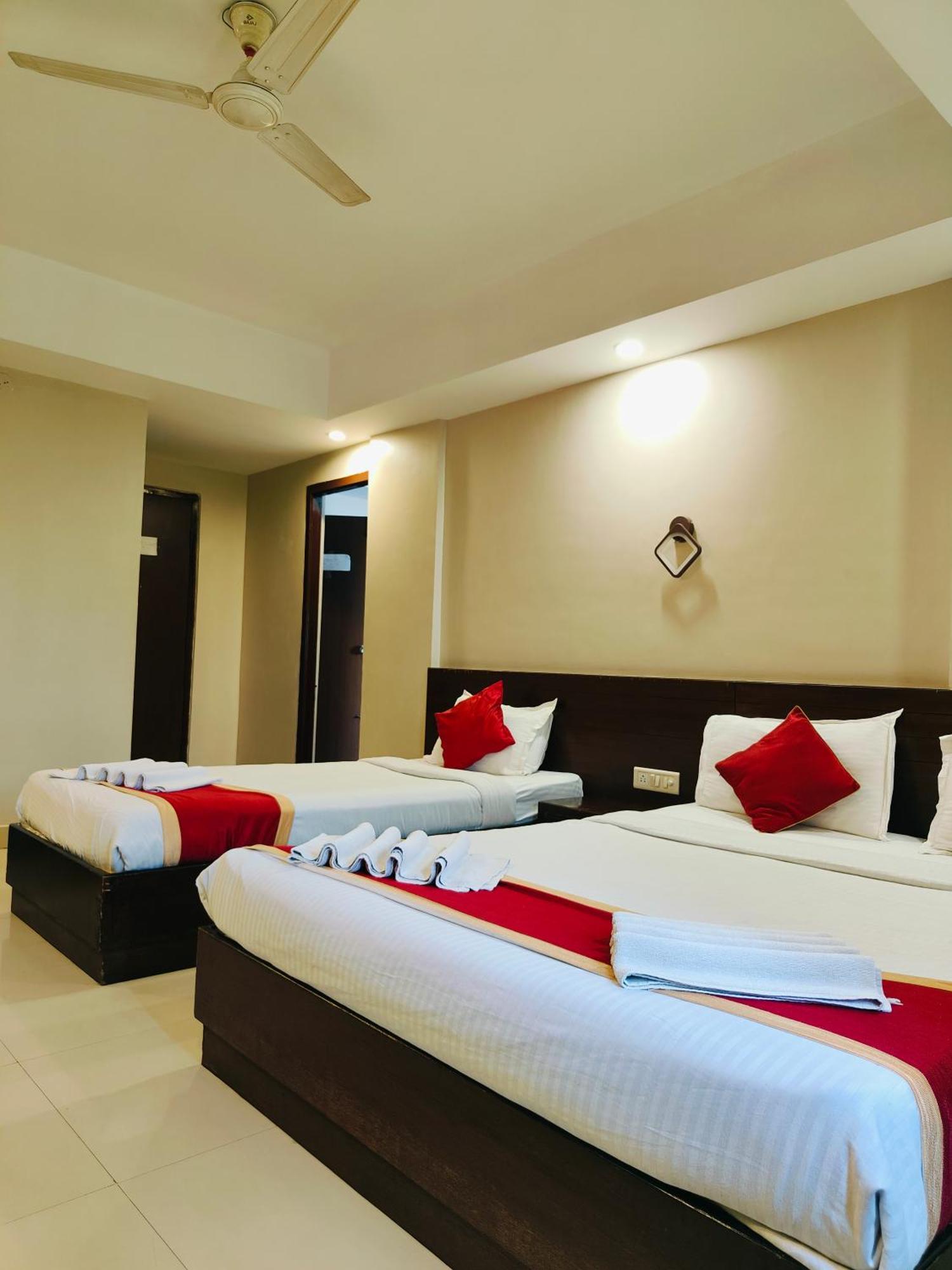 Green Wood Inn Mysore Near Palace Dış mekan fotoğraf