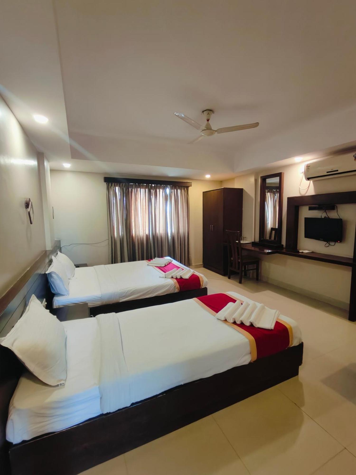 Green Wood Inn Mysore Near Palace Dış mekan fotoğraf